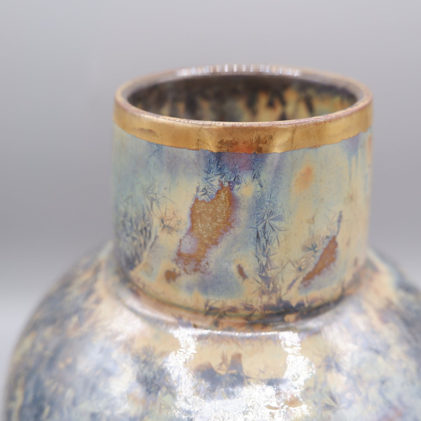 Gold Series: Vase 1