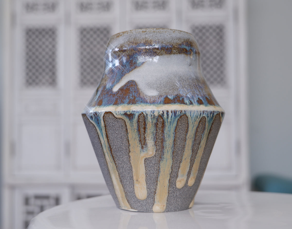 Dark grey small vase