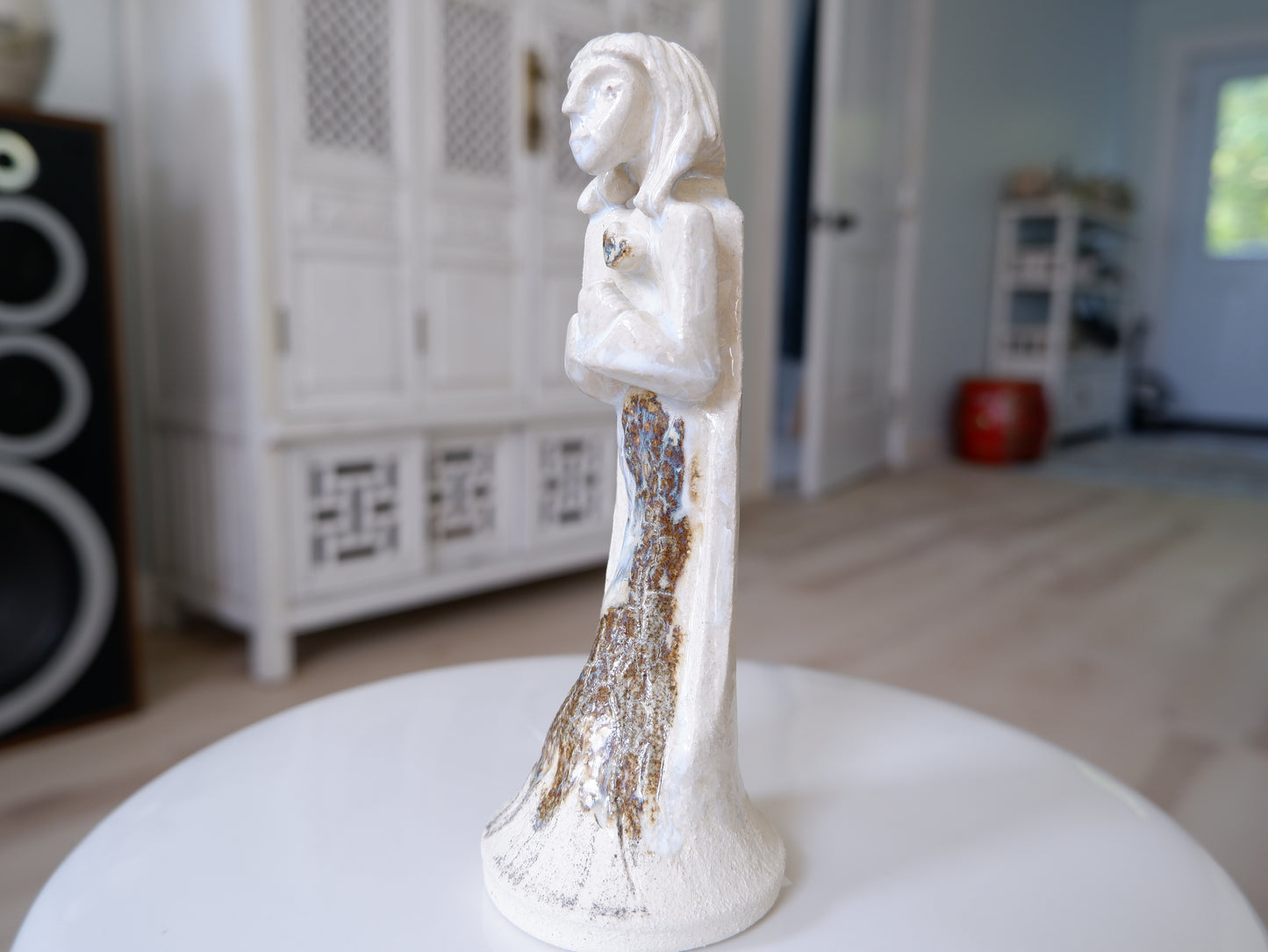 Hold On Statuette