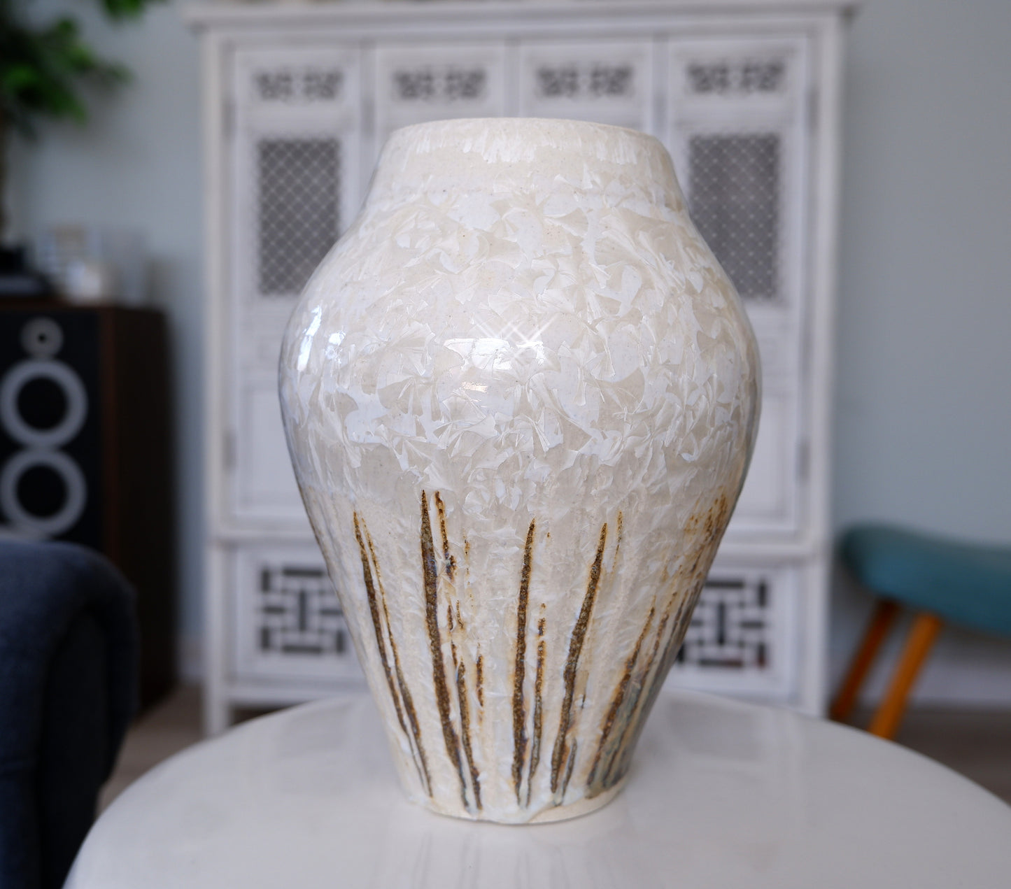 Window-carved medium vase